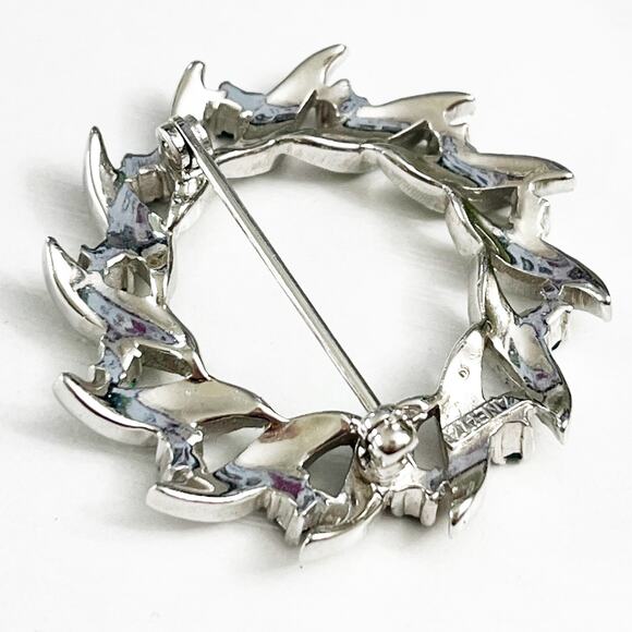 Panetta Vintage Emerald Green Crystal Wreath Brooch - Picture 6 of 7